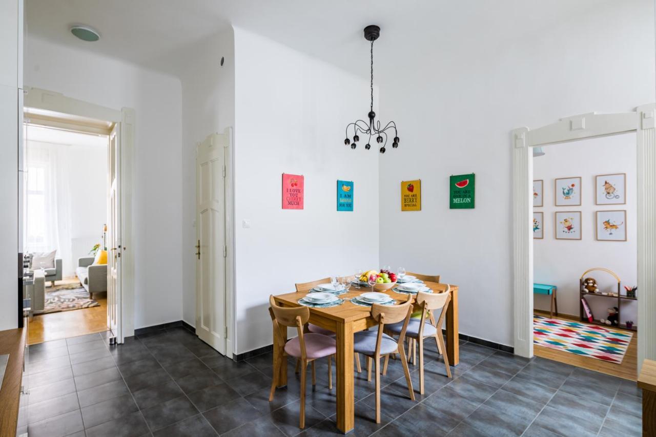 Captain Buda Apartment Budapest Exterior foto